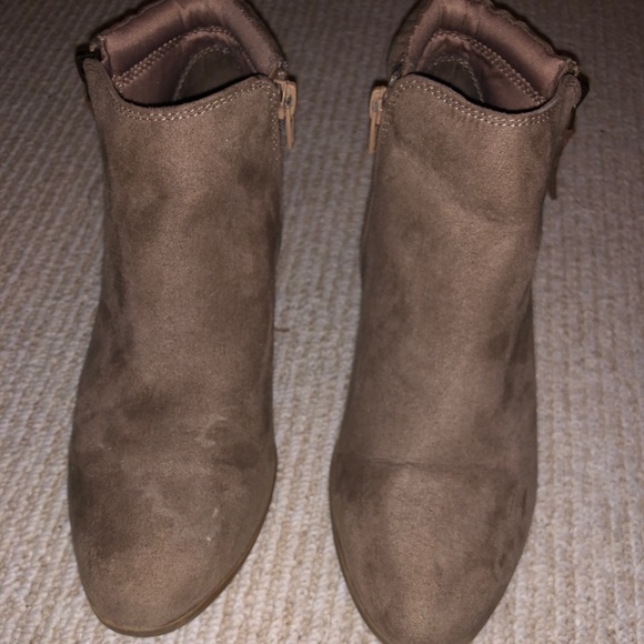 light brown booties! - Picture 3 of 3
